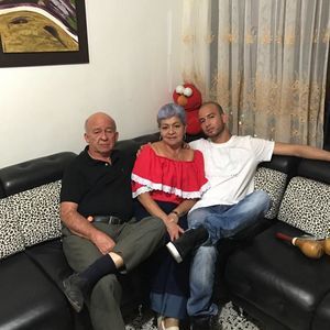 Meet your Posher, Dylan alejandro